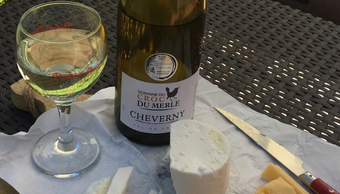 02 domaine-du-croc-du-merle-wine-cheese-tour-loire-valley-paris-chauffeur-luixury-service-driver-for-the-day-car-rental