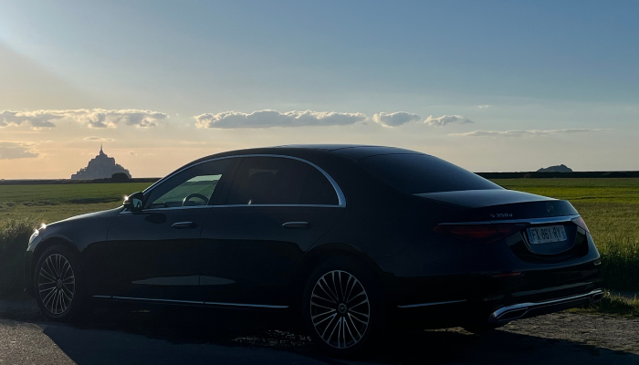 03 le mont saint michel normandie normandy private chauffeur driver shuttle transfer rental car from paris limousine service