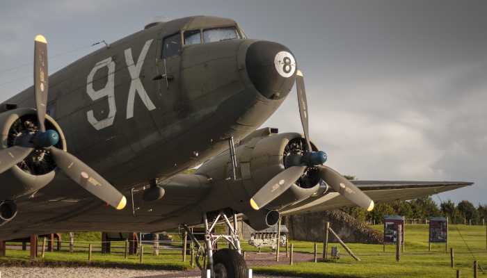 04 normandy american cemetery guided tour omaha beach d day tour from paris luxury car mercedes eclass s class .png