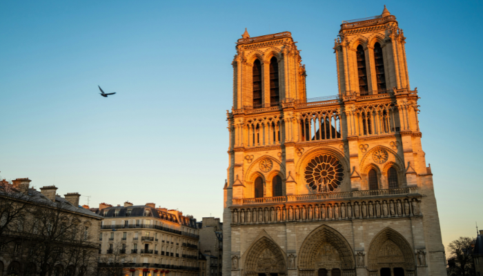 Paris full day tour highlights chauffeur private mercedes limousine van e class s class v class premium service drivre full day5