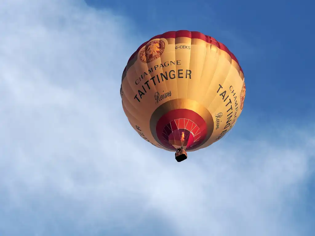 champagne region day tour reims epernay private chauffeur service rental limousine s class v class e class mercedes rental private tasting ruinart taittinger chandon mercier